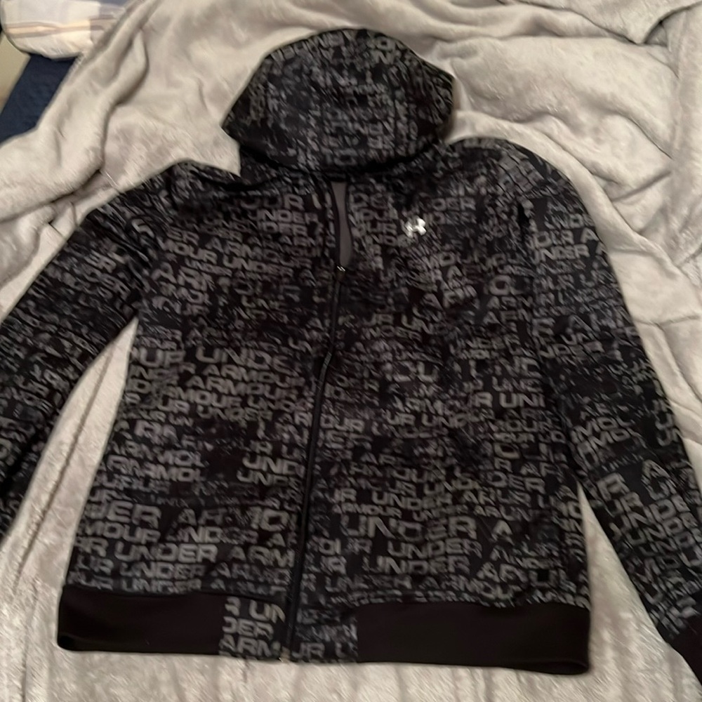 Adult small under armour zip hoodie jacket